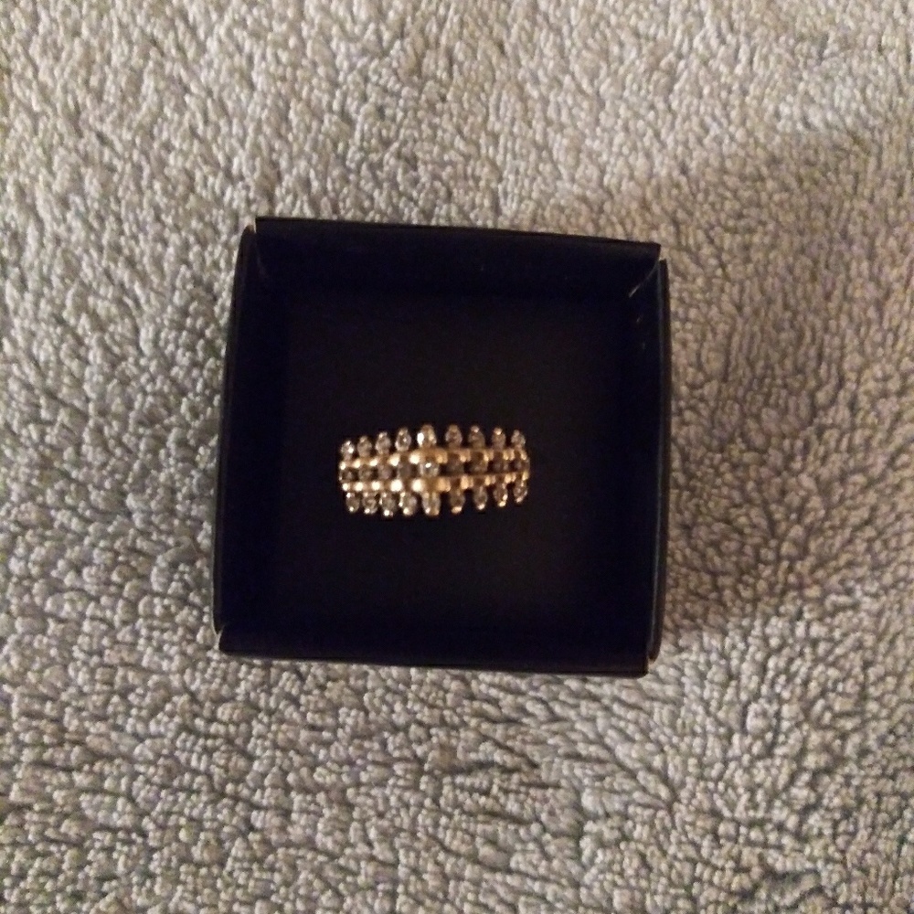 Jewelry This is a real gold ring